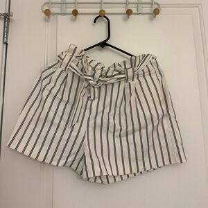 Zara Black and white shorts